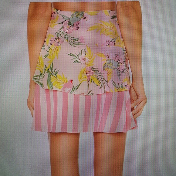 HOST PICK🎀 FOR LOVE + LEMONS - Pink Antigua skirt - Picture 3 of 8